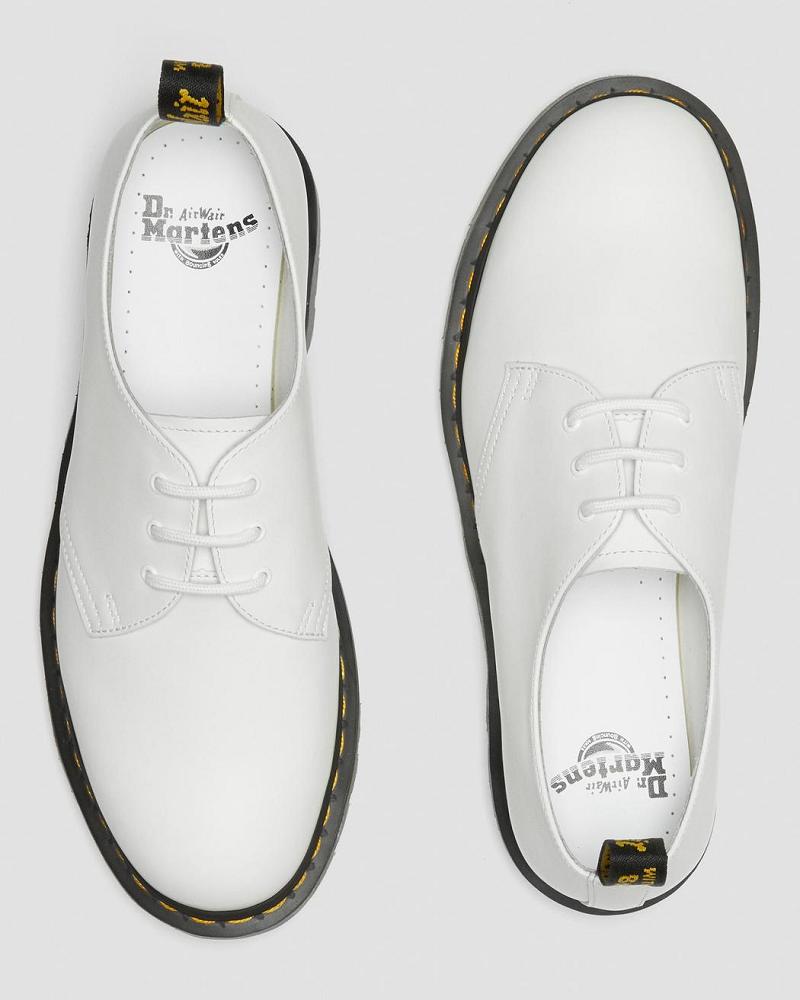 White Women's Dr Martens 1461 Iced Smooth Leather Oxfords Shoes | CA 351MQZ